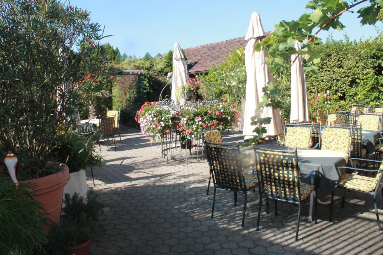 Landhotel Erhardt Bad Waltersdorf Bagian luar foto