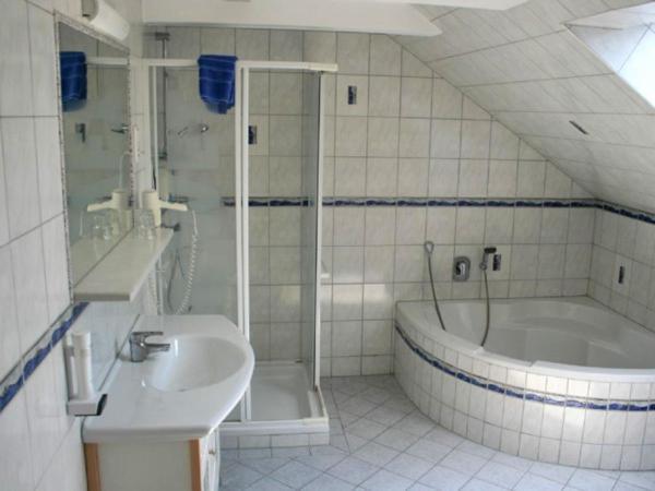Landhotel Erhardt Bad Waltersdorf Bagian luar foto