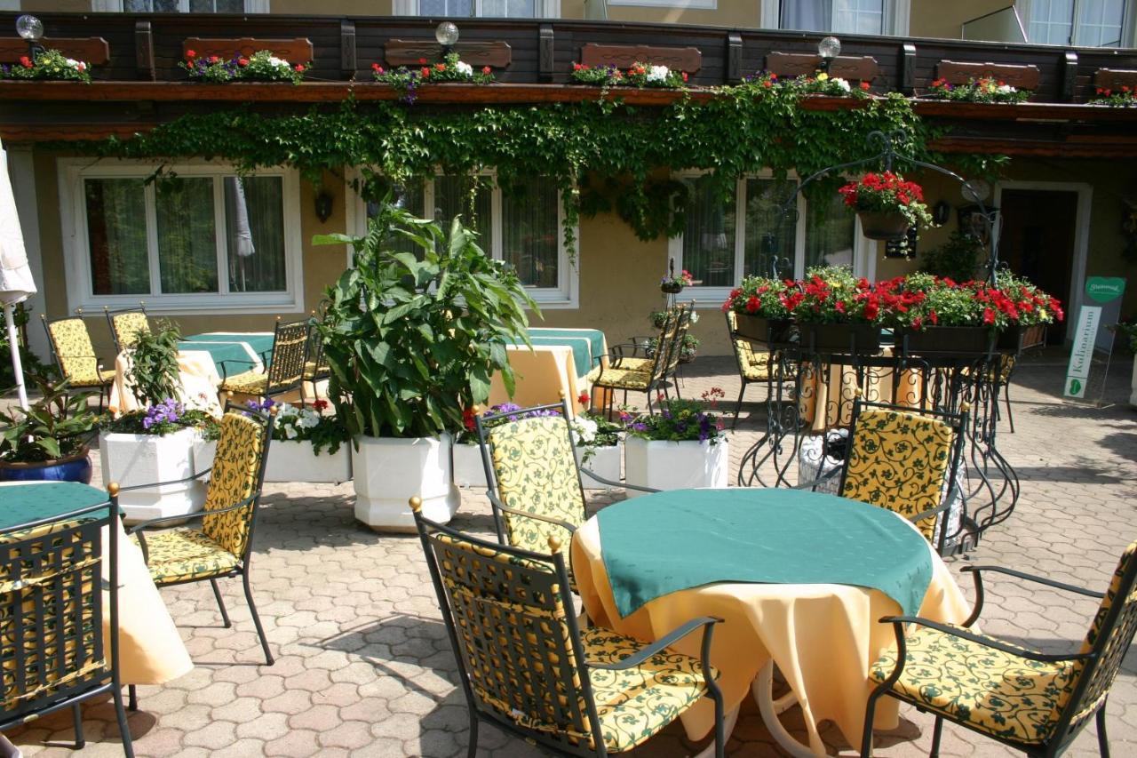 Landhotel Erhardt Bad Waltersdorf Bagian luar foto